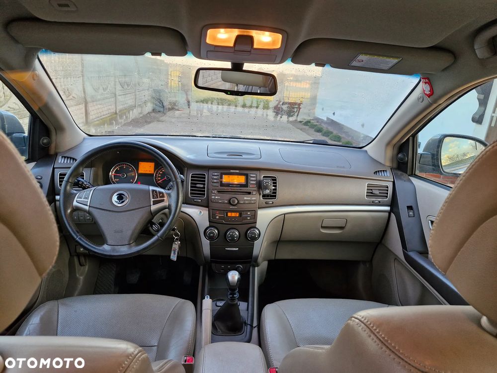 SsangYong/KGM Korando 2.0 E-XDi DPF 4WD Sapphire - 9