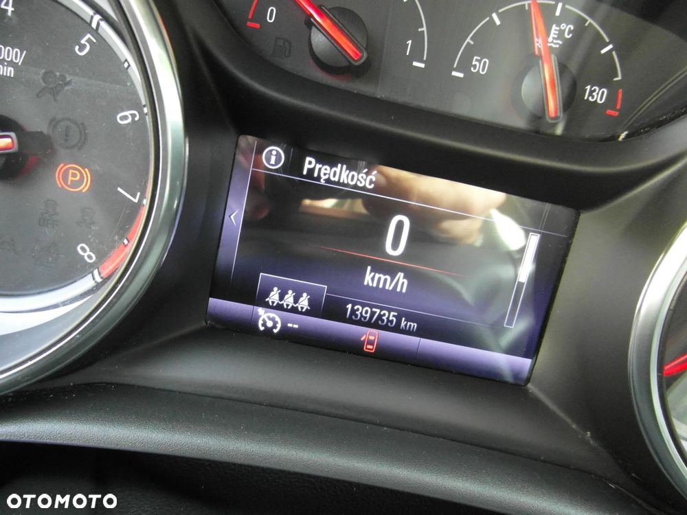 Opel Astra 1.4 T Dynamic - 24