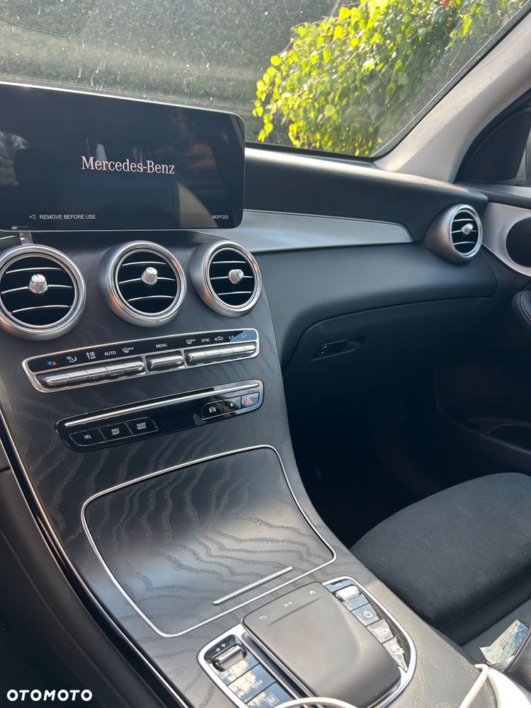 Mercedes-Benz GLC 200 d 4-Matic Business Edition - 9