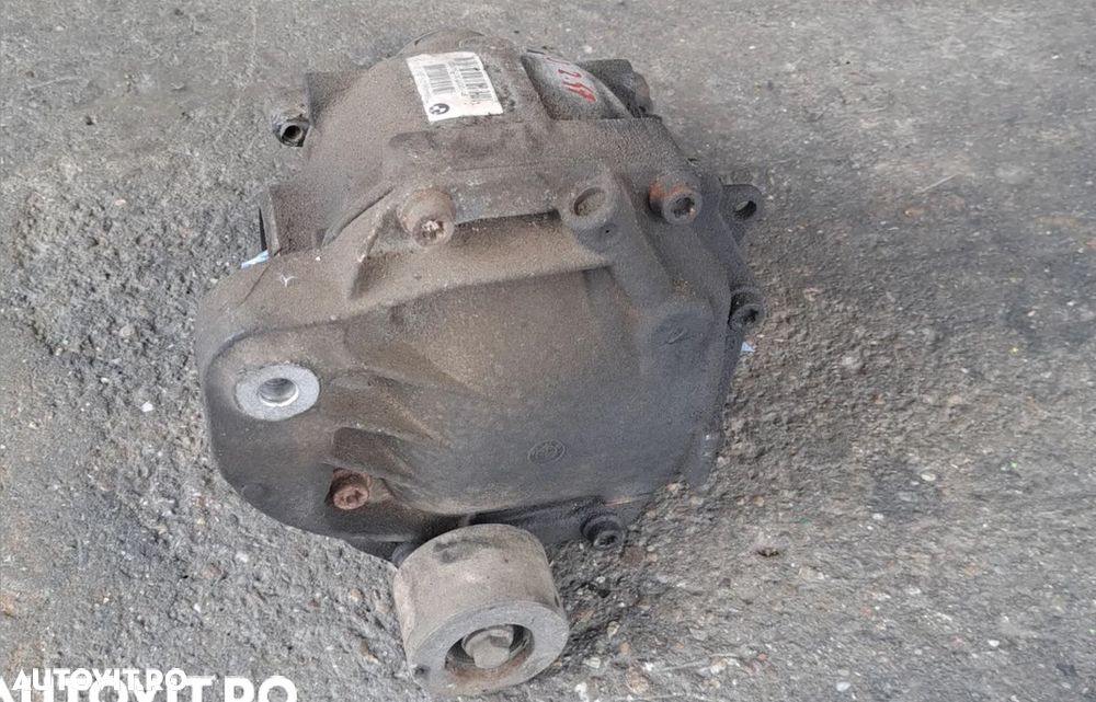 Grup diferential spate raport 2.47 in stare foarte buna original BMW F10 F11 - 5