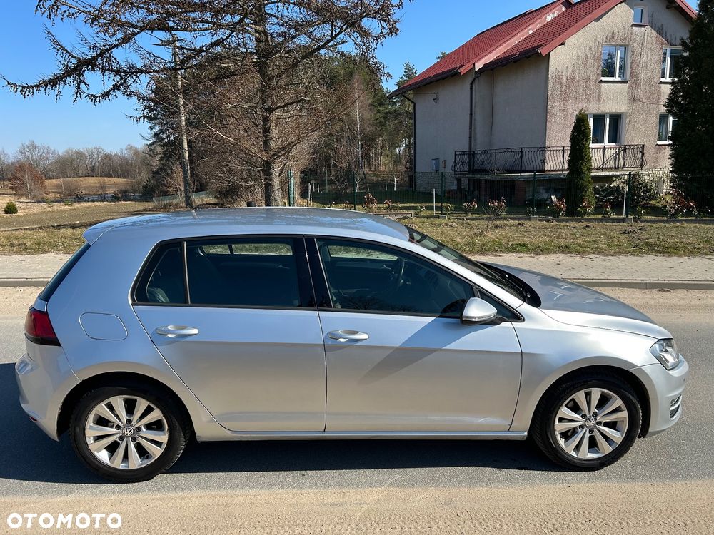 Volkswagen Golf 1.6 TDI BlueMotion Trendline - 4