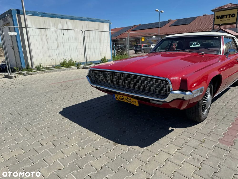 Ford Thunderbird - 1