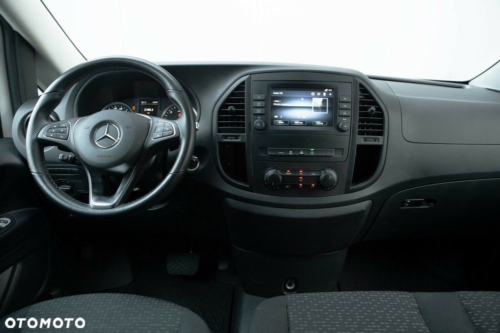 Mercedes-Benz Vito - 22
