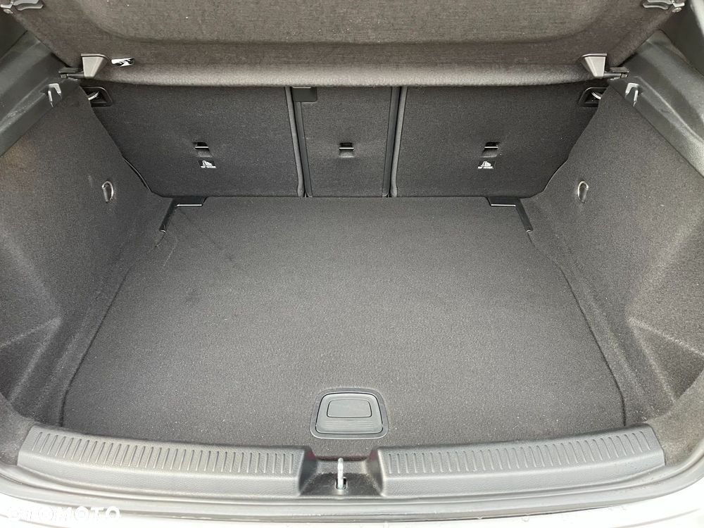 Mercedes-Benz Klasa A 35 AMG 4-Matic 7G-DCT - 40