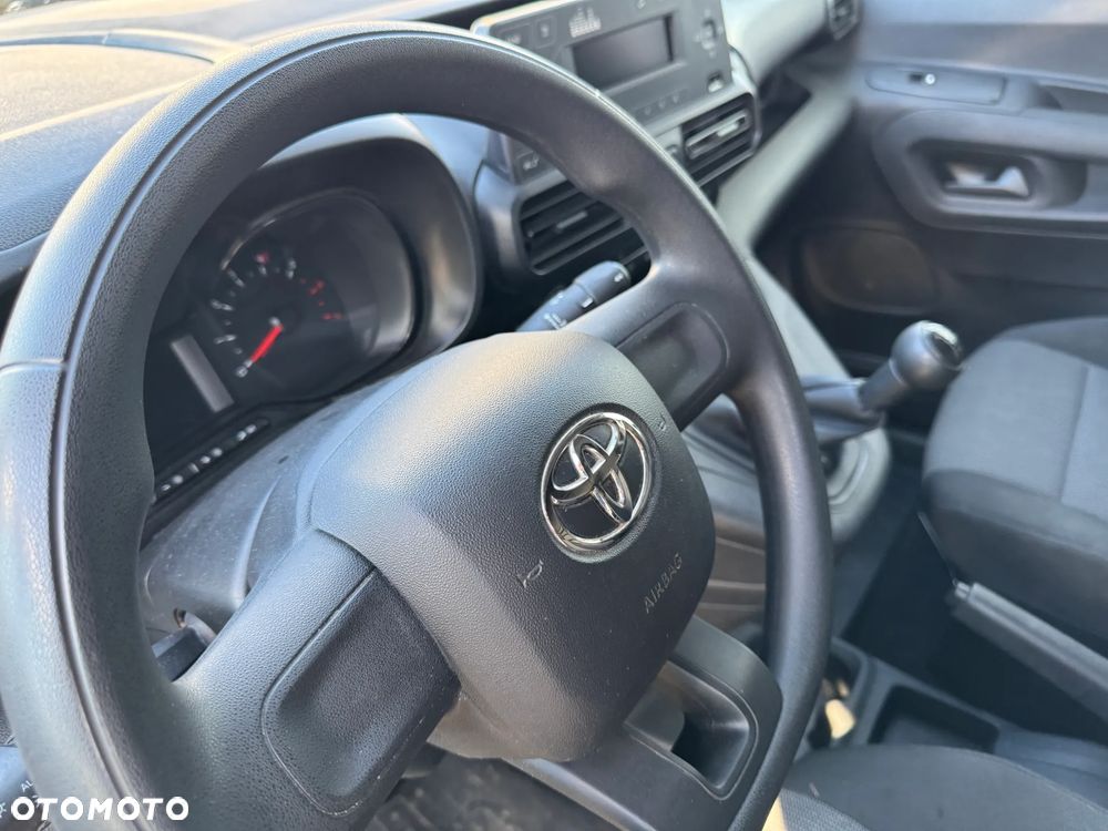 Toyota ProAce - 37