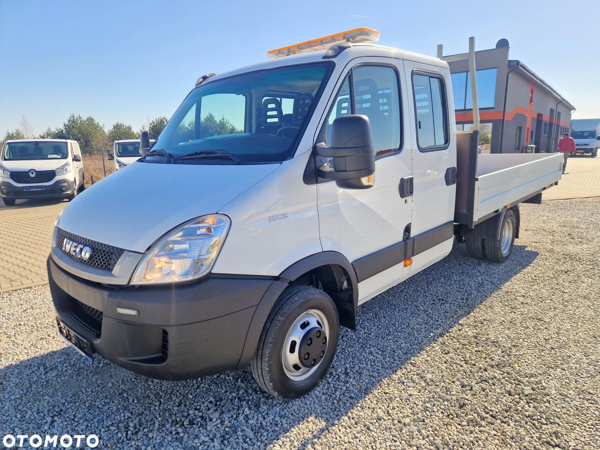 Iveco 35C15 3,0 HPI 150 KONNA DOKA BRYGADÓWKA 7 OSOBOWA 3,5M SKRZYNIA BLIŻNIAKI DO 3,5T WEBASTO GWARANCJA - 1