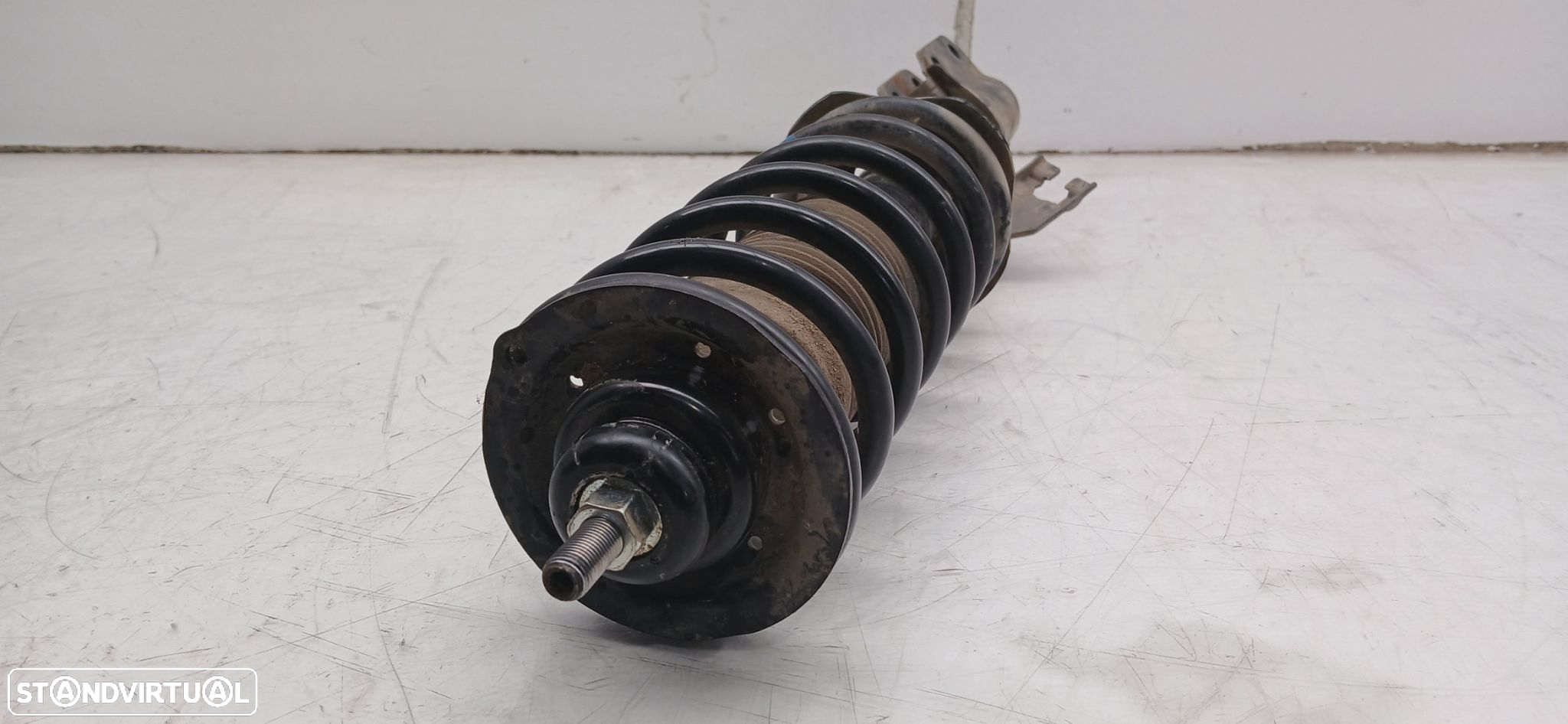 Amortecedor frente esquerdo NISSAN Micra V (K14) - 2