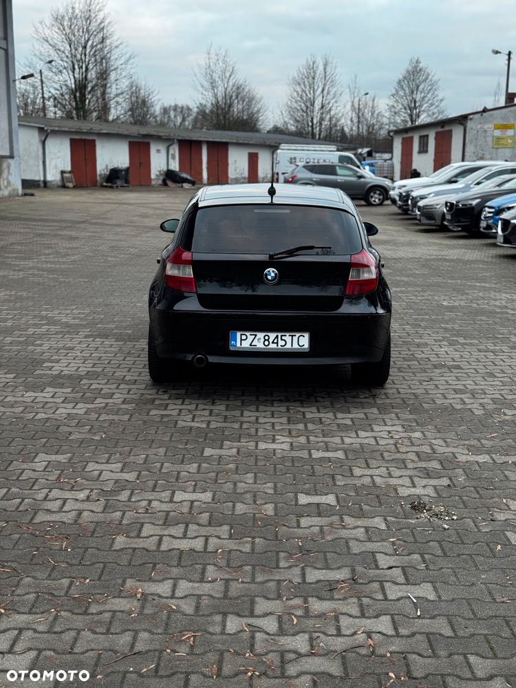 BMW Seria 1 118d - 8