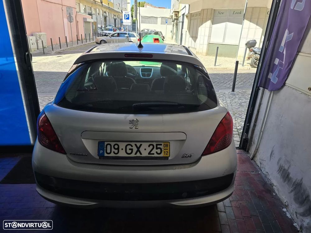 Peugeot 207 1.4 16V Active - 5