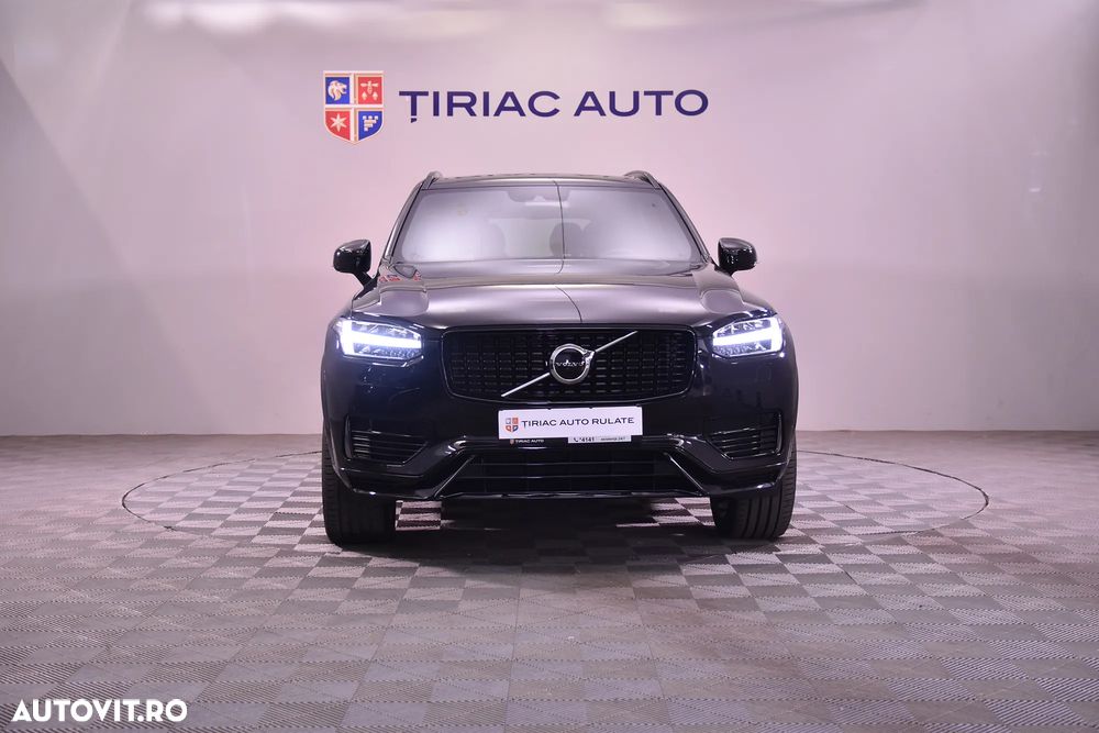 Volvo XC 90 - 9