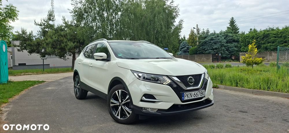 Nissan Qashqai 1.3 DIG-T N-Connecta DCT - 1