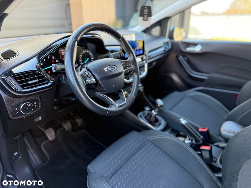 Ford Fiesta 1.0 EcoBoost STart-Stop Titanium - 12