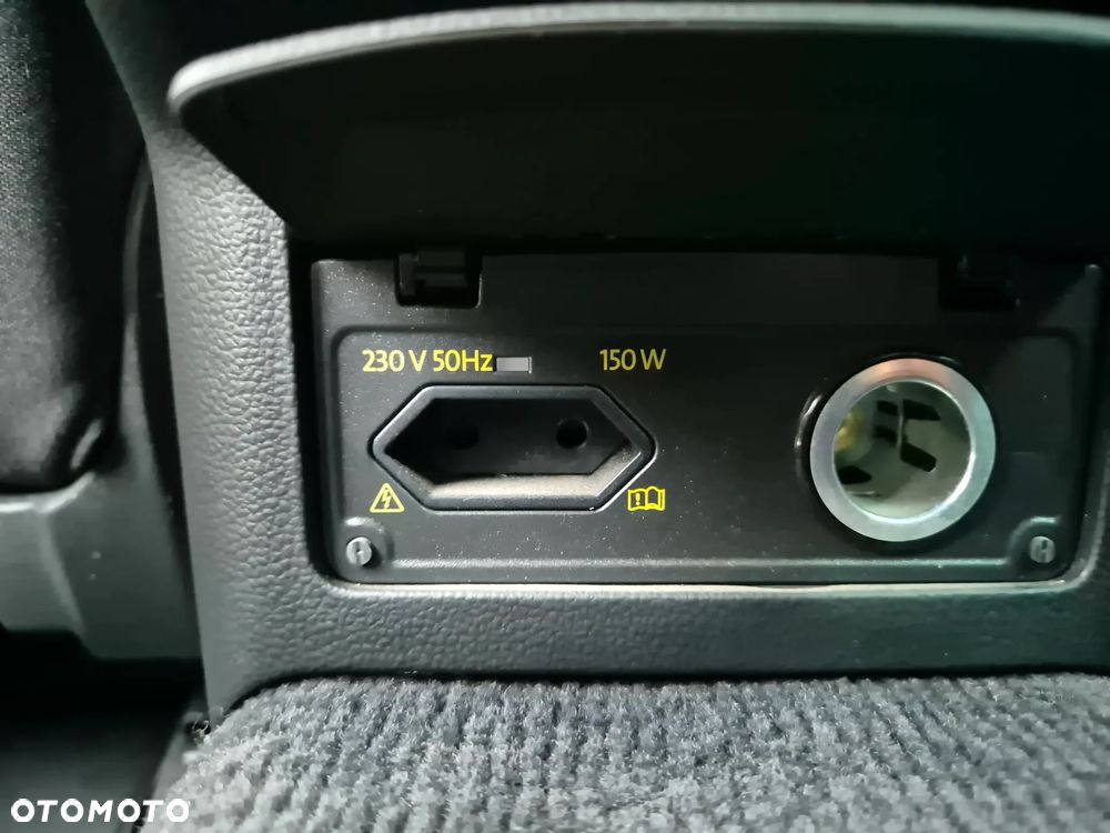 Volkswagen Passat 2.0 TDI (BlueMotion Technology) Comfortline - 14
