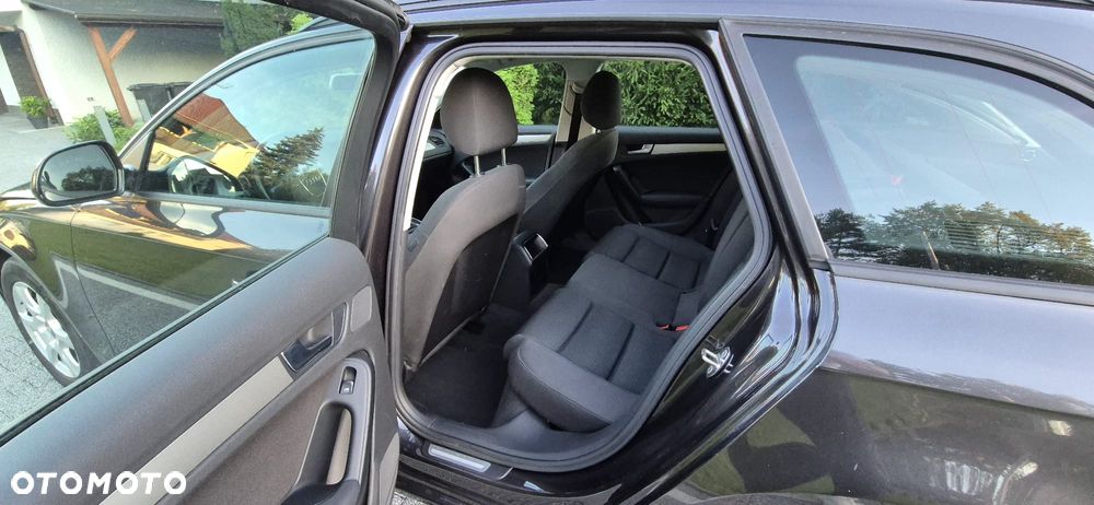 Audi A4 Avant 2.0 TDI DPF Ambiente - 14