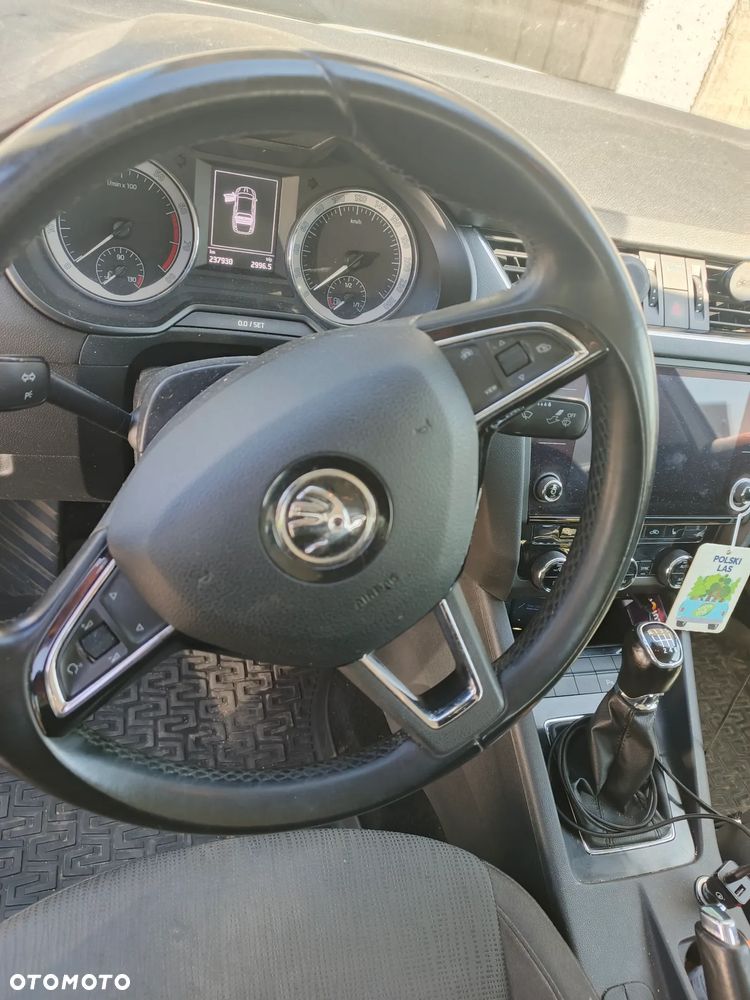 Skoda Octavia 1.5 TSI ACT Style - 5