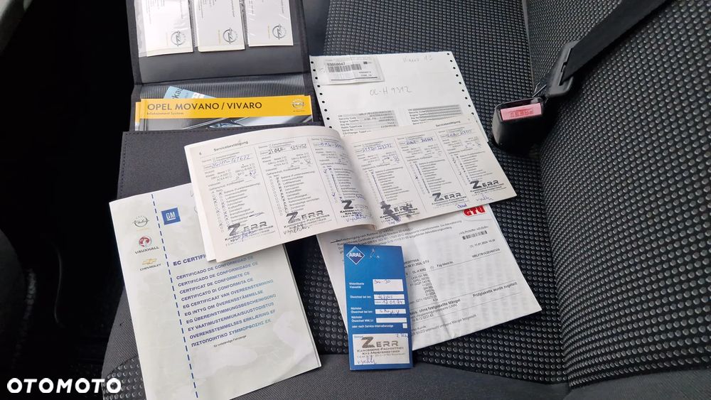 Opel Vivaro - 22