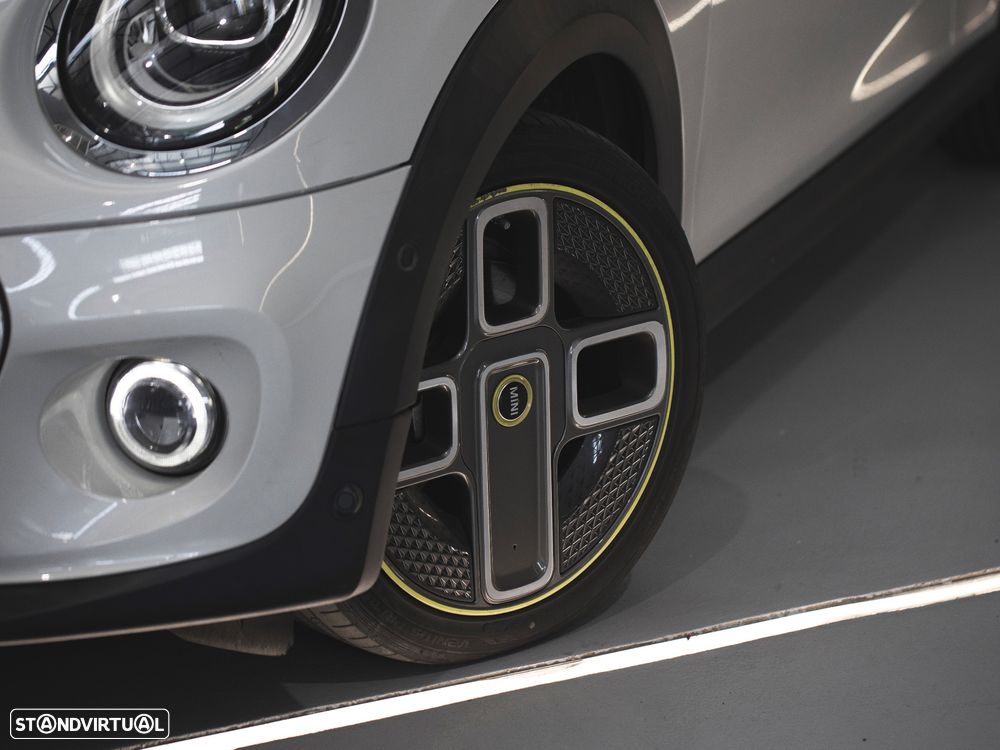 MINI 3 Portas Cooper SE - 9