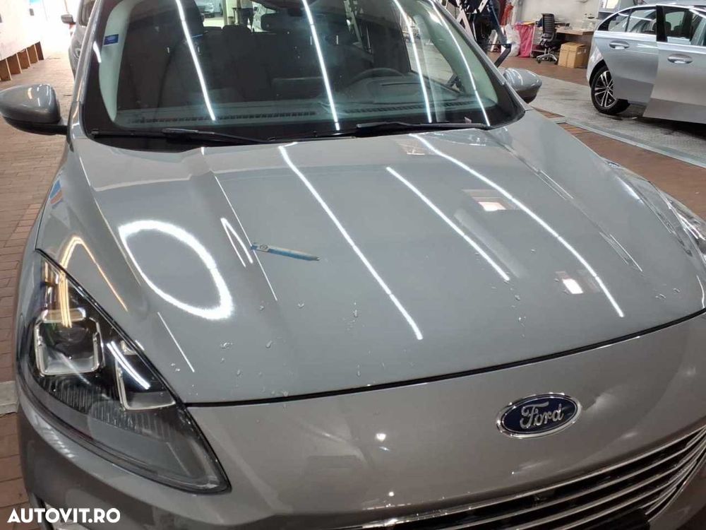 Ford Kuga 2.5 Duratec PHEV TITANIUM X - 20