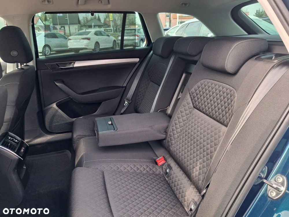 Skoda Superb 1.4 TSI Plug-In Hybrid Ambition DSG - 8