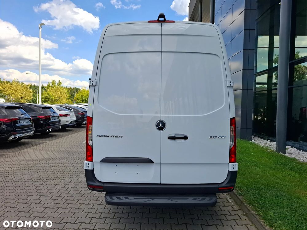 Mercedes-Benz Sprinter 317 CDI Furgon PRO długi 4325 mm L3H2 - 7