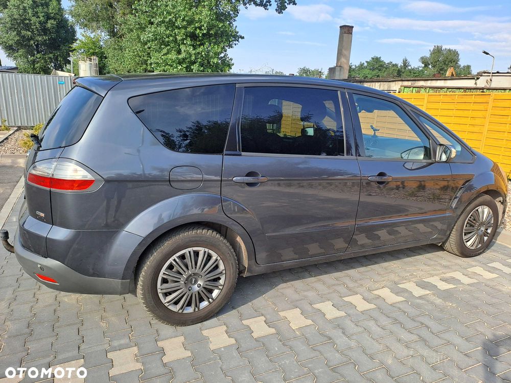 Ford Inny - 1