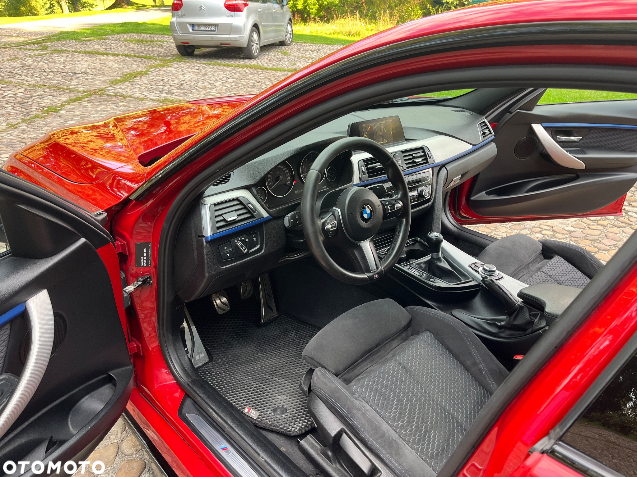 BMW Seria 3 320d M Sport - 9