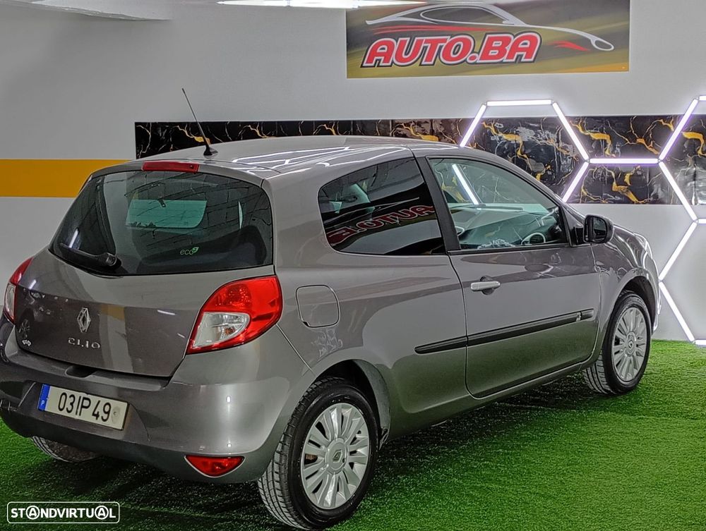 Renault Clio 1.2 16V Dynamique - 38