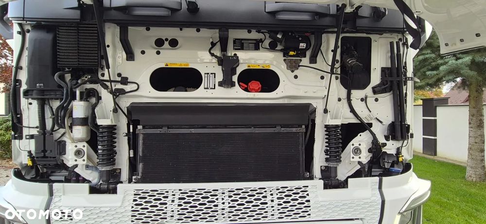 Volvo VOLVO///FH///500///GLOBETROTTER/ XXL///2018///NOWE OPONY/// ZABUDOWY MIĘDZYOSIOWE/// WYŚWIETLACZ OBCIĄŻENIA/// STANDARD/STAN BARDZO DOBRY - 19