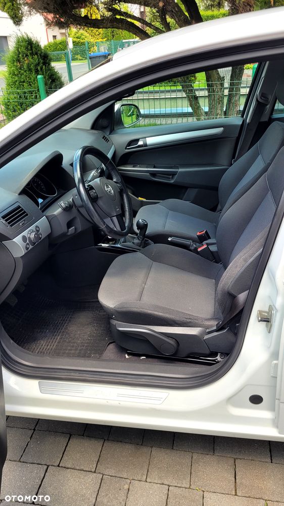 Opel Astra 1.7 CDTI DPF (119g) Edition 111 Jahre - 5