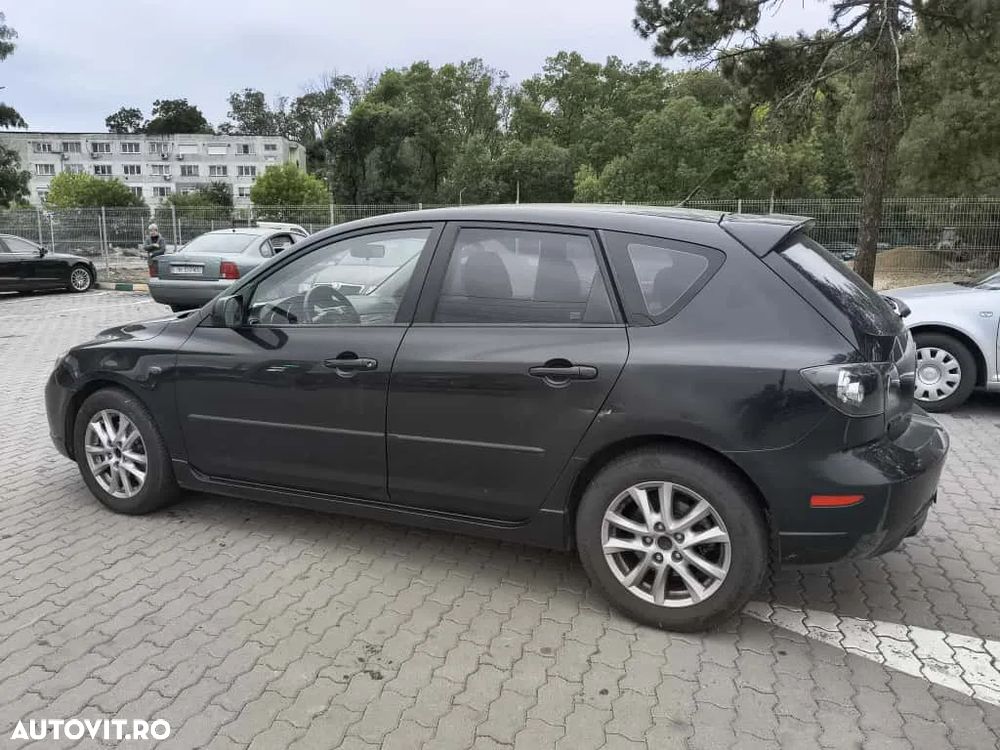 Mazda 3 - 4