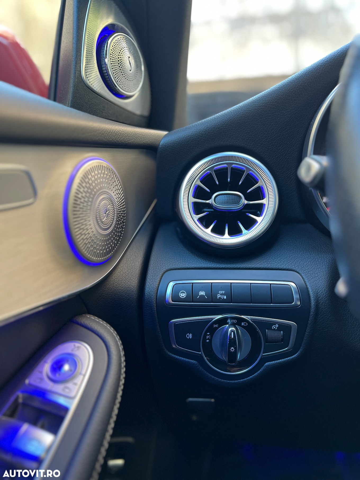 Mercedes-Benz GLC 250 4MATIC - 4