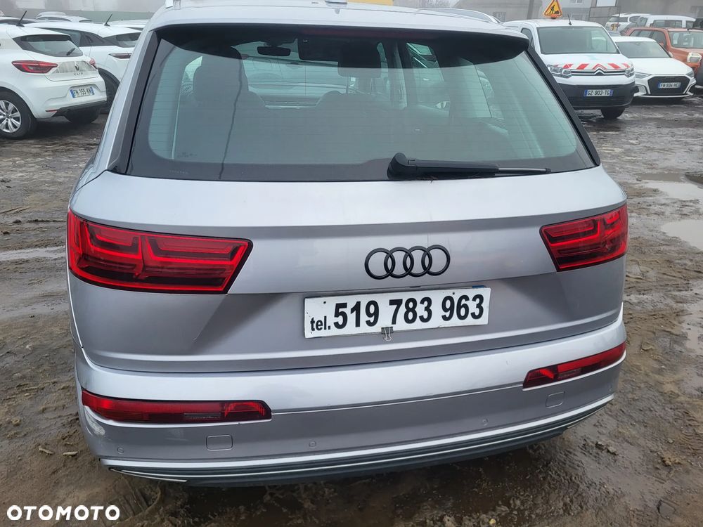 Audi Q7 - 13