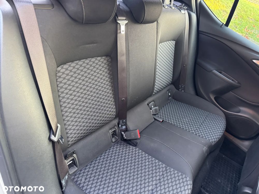 Opel Astra 1.2 T Edition S&S - 9