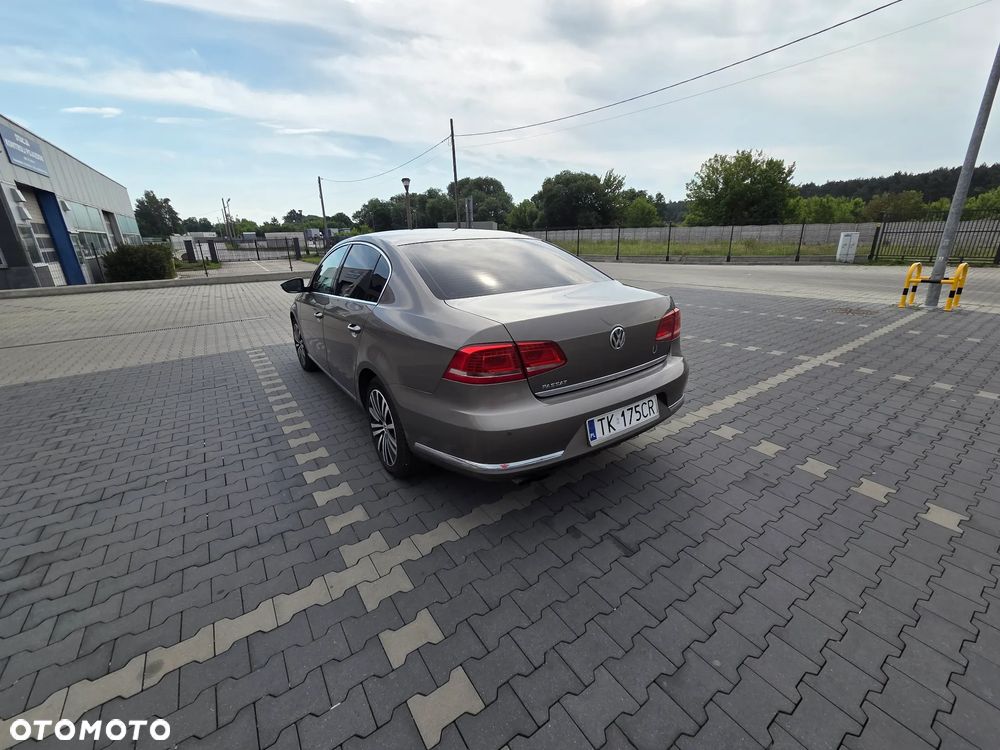 Volkswagen Passat 1.8 TSI Comfortline DSG - 19