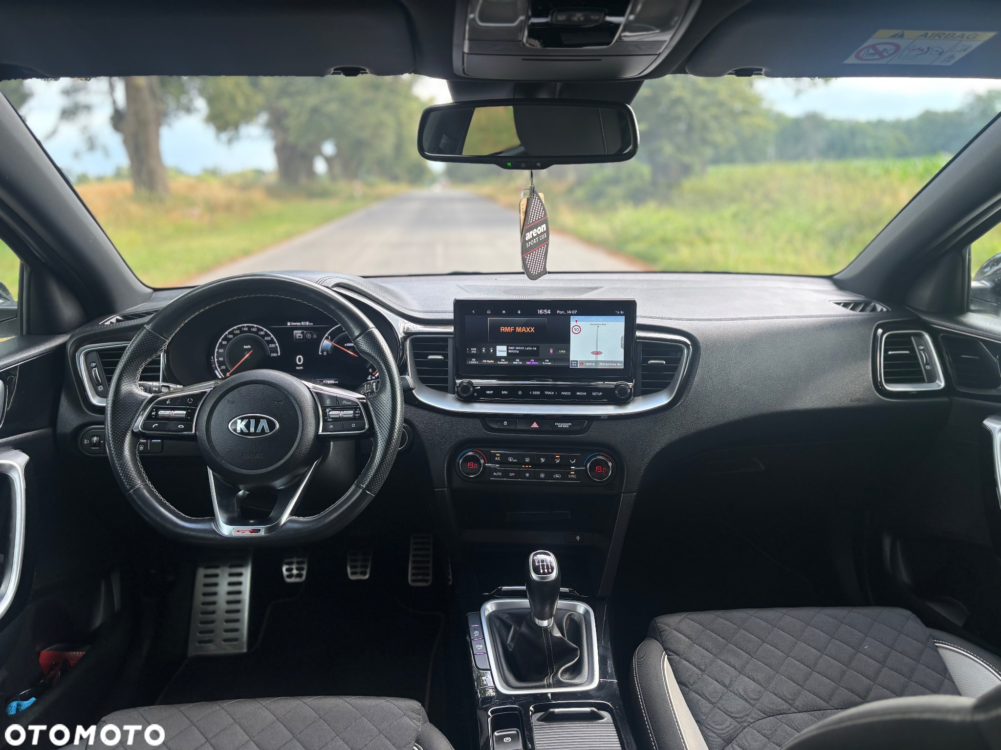 Kia Ceed 1.6 CRDi GT Line - 11