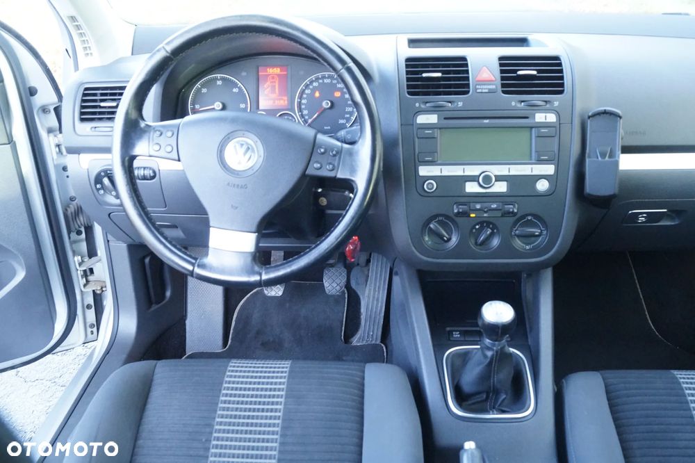 Volkswagen Golf - 13