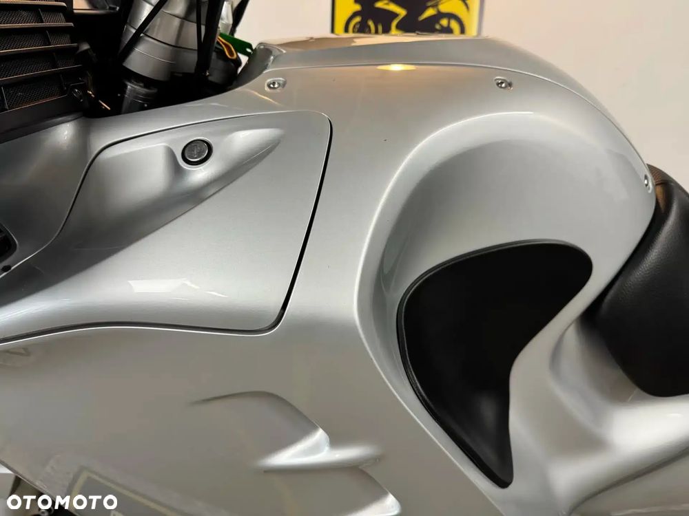 BMW R - 22