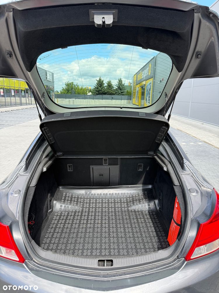 Opel Insignia 2.0 T Cosmo - 9