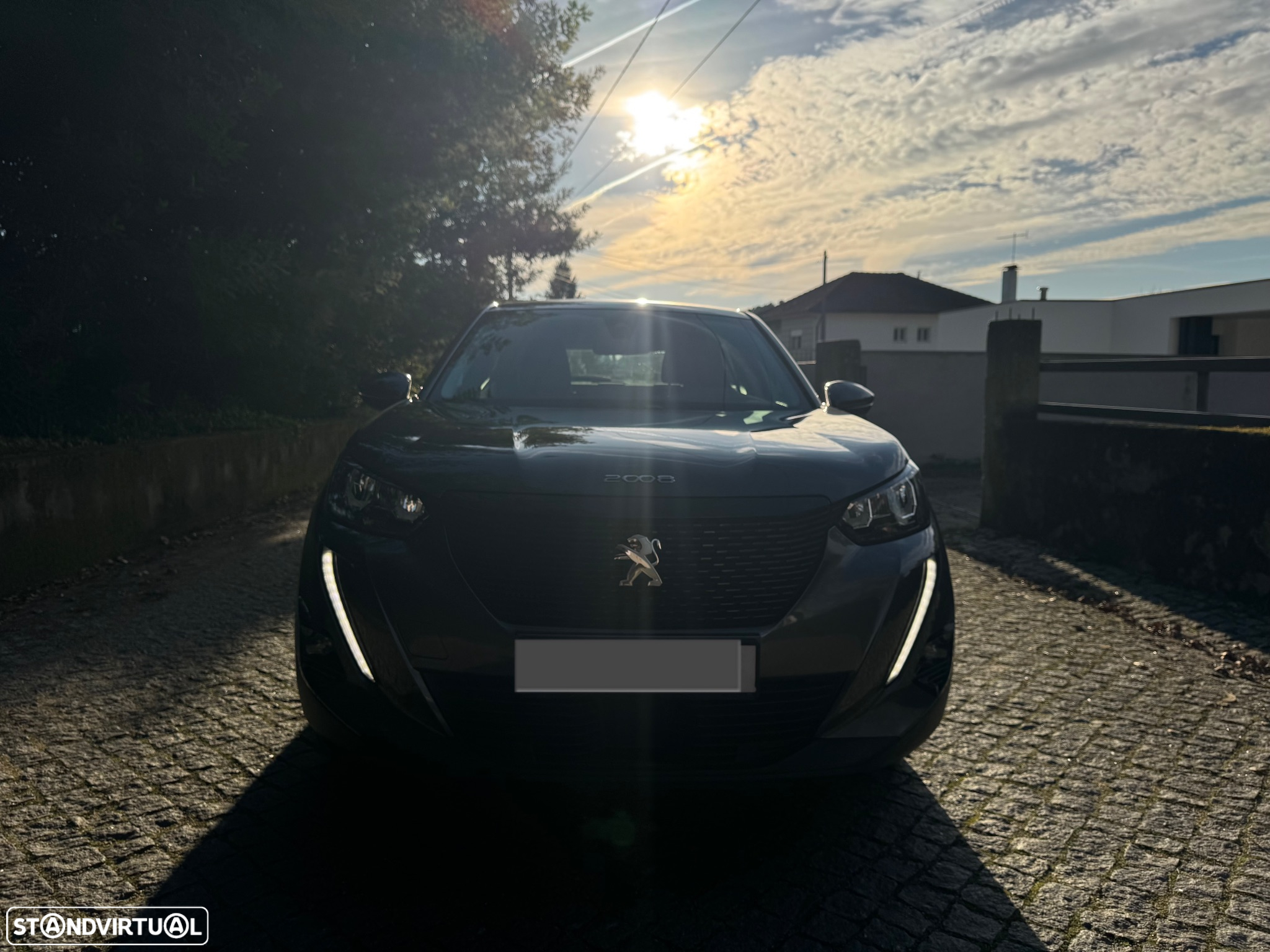 Peugeot 2008 1.2 PureTech Active Pack EAT8 - 3