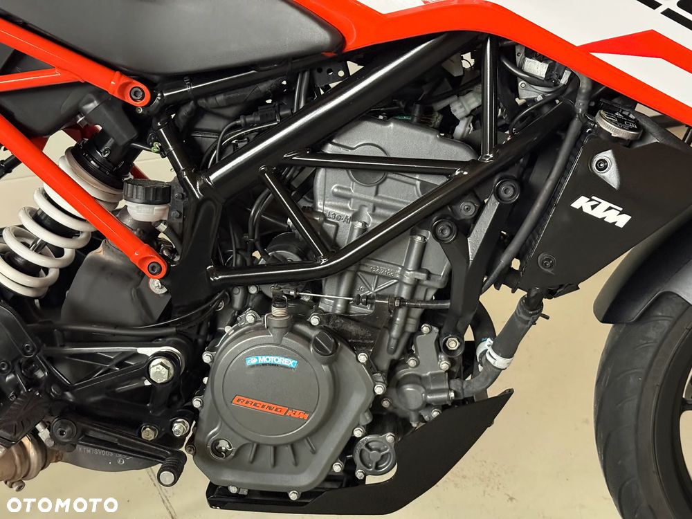 KTM Duke 125 - 20