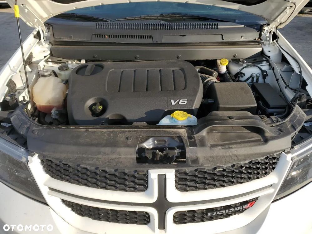 Dodge Journey - 12