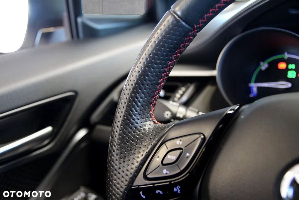 Toyota C-HR 1.8 Hybrid GPF GR Sport - 31