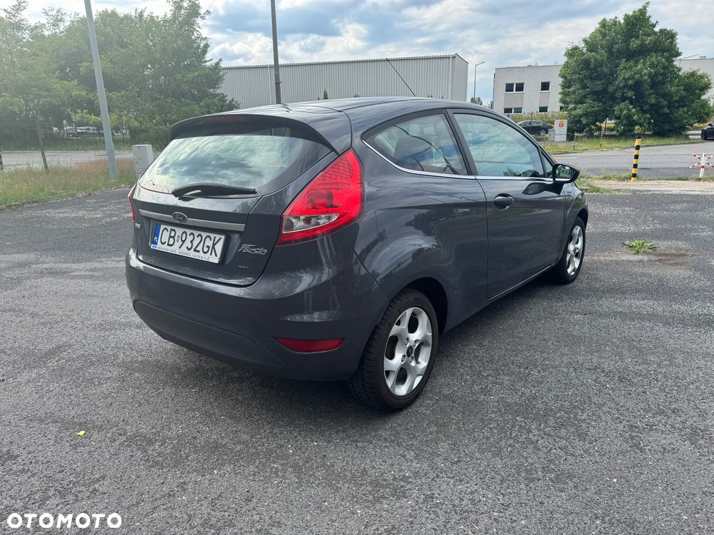 Ford Fiesta - 4