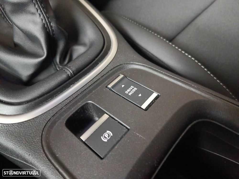 Jeep Avenger 1.2 GSE T3 Altitude - 18