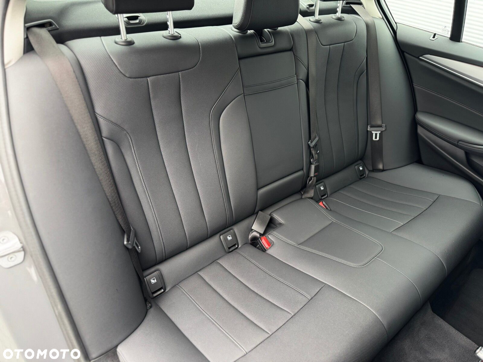 BMW Seria 5 - 34