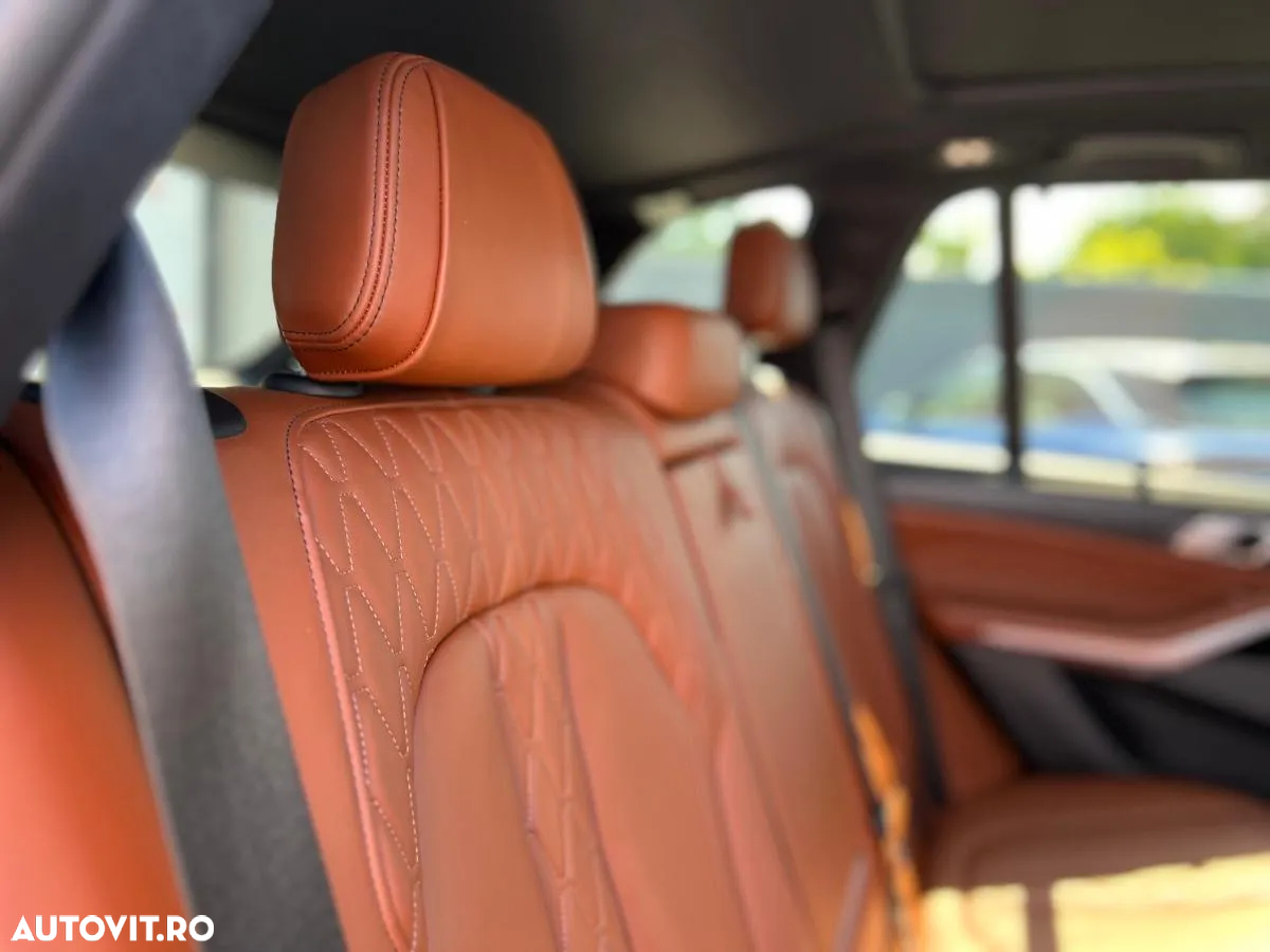 BMW X5 M M50d - 33