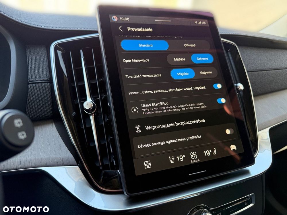 Volvo XC 90 - 24