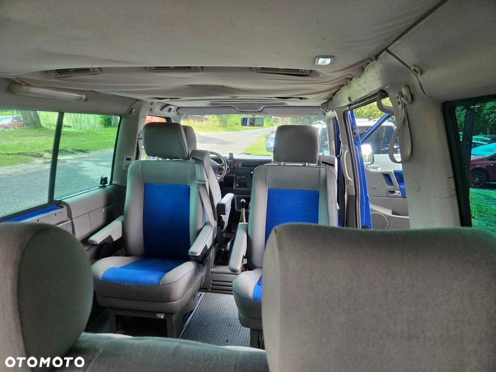 Volkswagen Multivan - 22