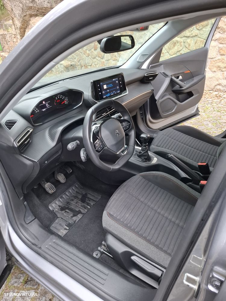 Peugeot 2008 1.2 PureTech Active Pack - 10