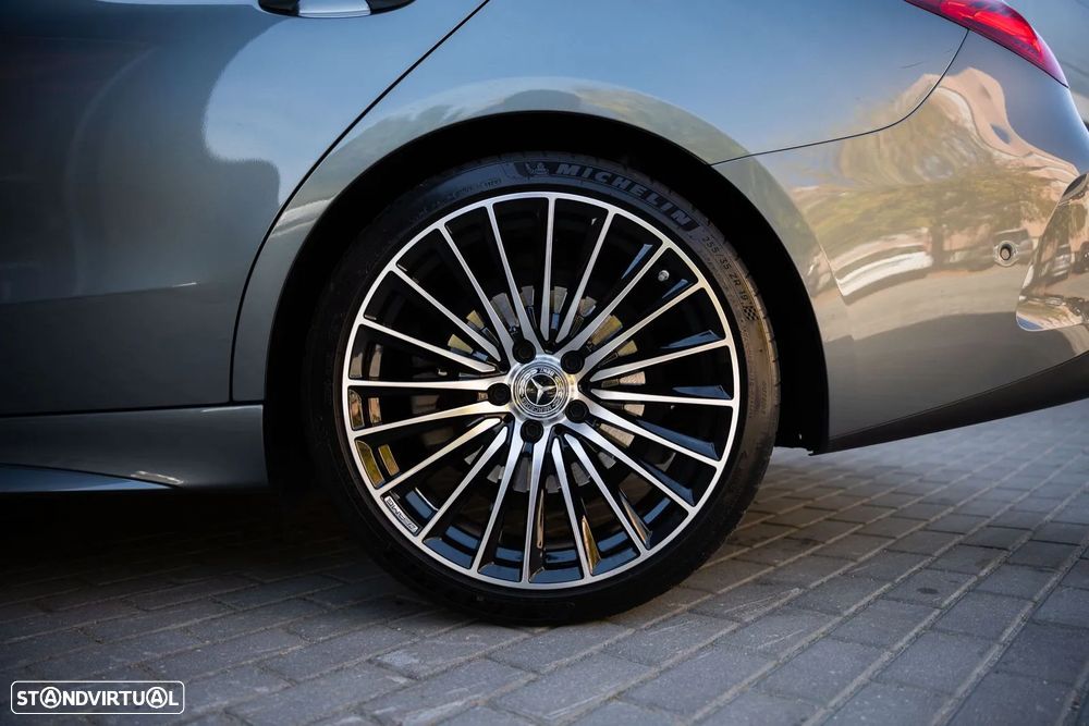 Mercedes-Benz C 200 AMG Line - 36